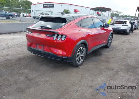 2021 Ford Mustang Mach-E Premium из США, поврежденный, VIN 3FMTK3R72MMA28616